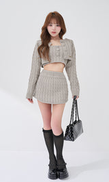 モデル：158cm（着用サイズ：FREE　着用カラー：GRY）