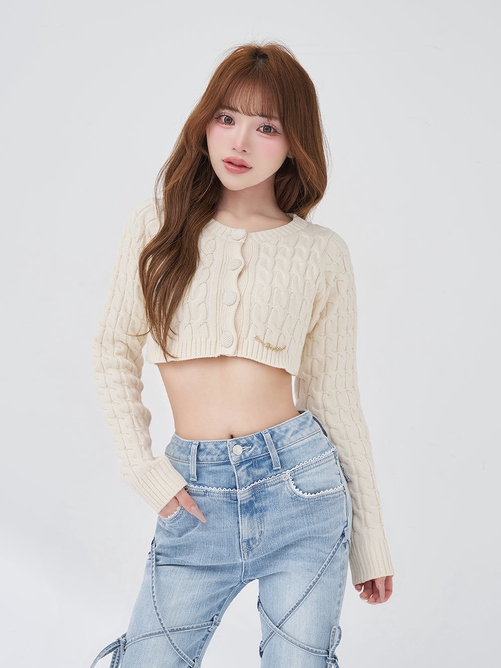 モデル：158cm（着用サイズ：FREE　着用カラー：IVO）