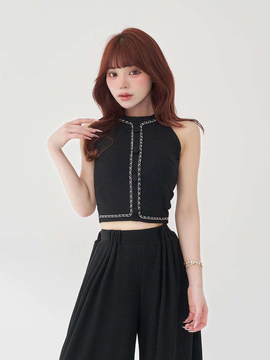 モデル：158cm（着用サイズ：FREE　着用カラー：BLK）