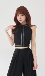 モデル：158cm（着用サイズ：FREE　着用カラー：BLK）