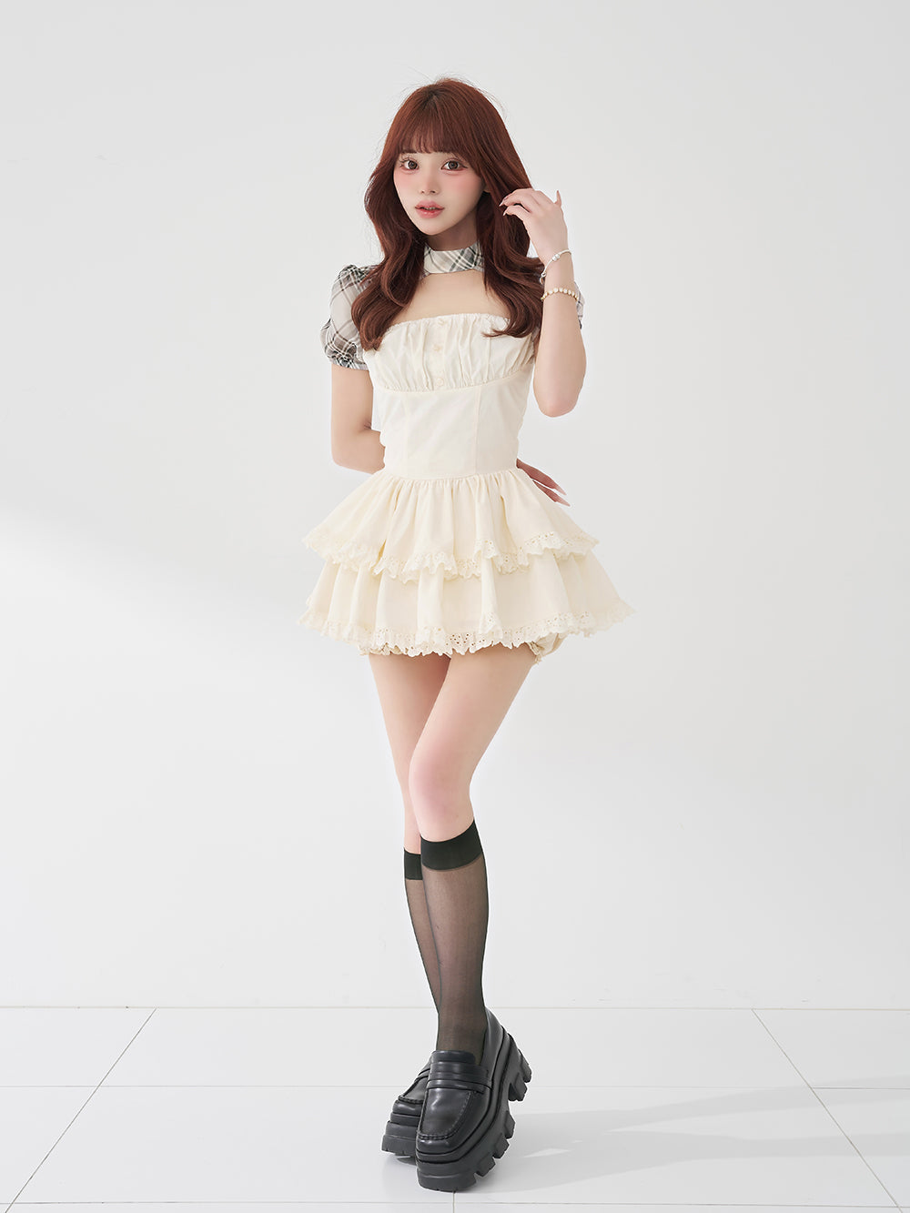 モデル：158cm（着用サイズ：FREE　着用カラー：IVO）