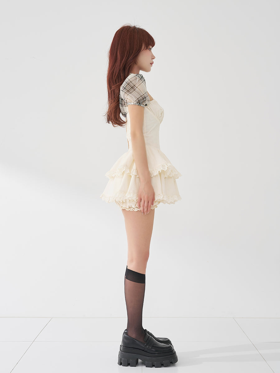 モデル：158cm（着用サイズ：FREE　着用カラー：IVO）