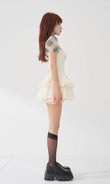 モデル：158cm（着用サイズ：FREE　着用カラー：IVO）