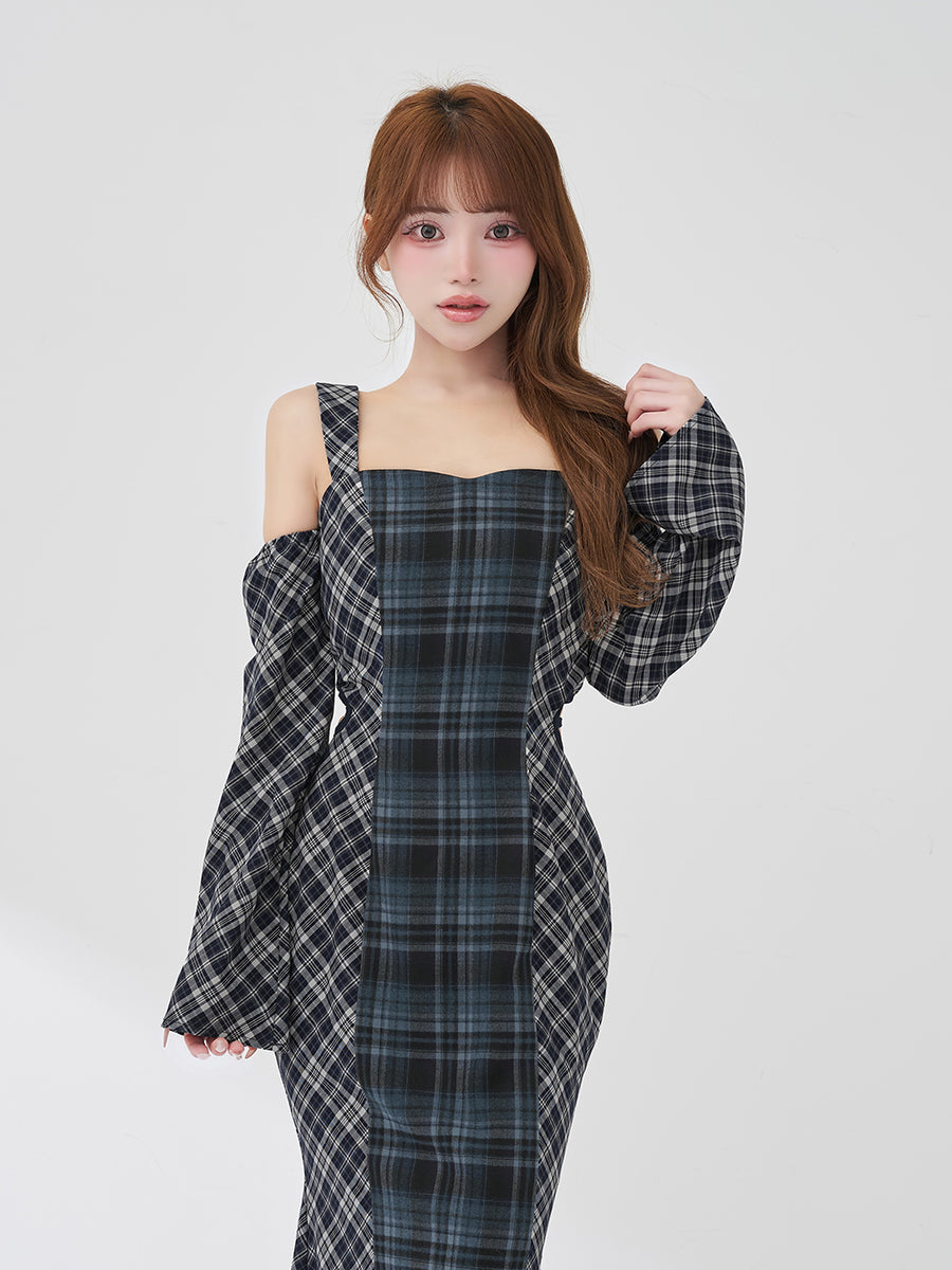 モデル：158cm（着用サイズ：FREE　着用カラー：NVY）