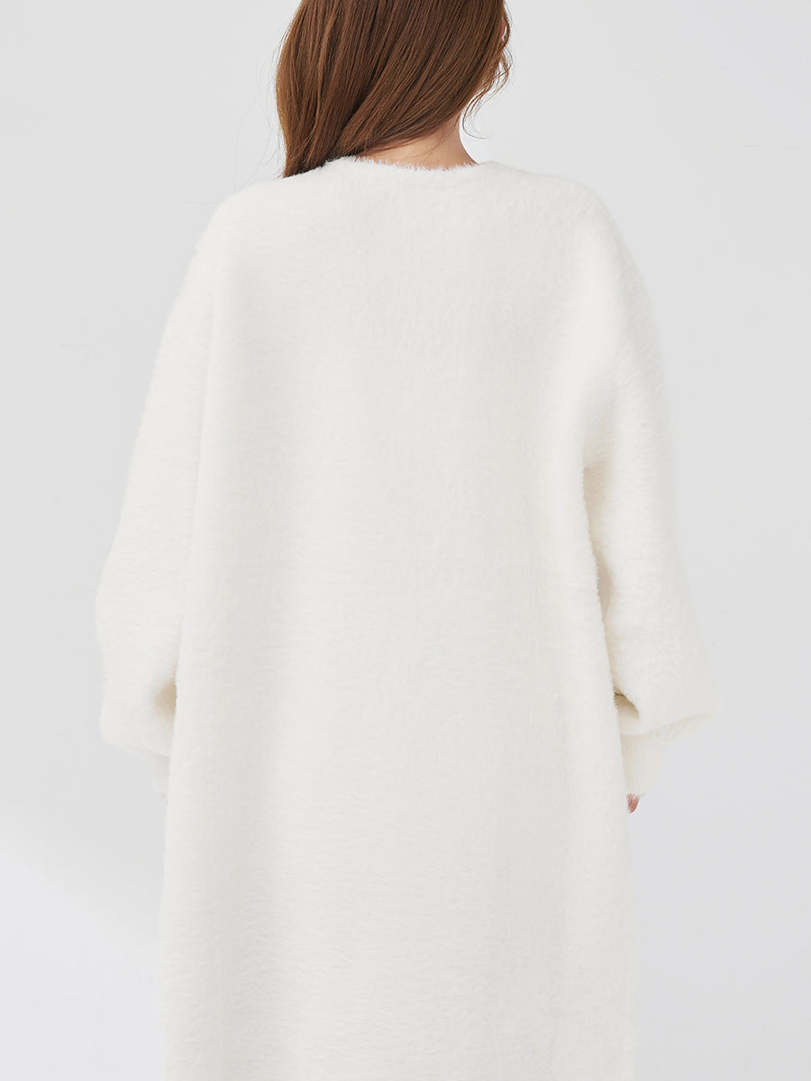 モデル：158cm（着用サイズ：FREE　着用カラー：WHT）