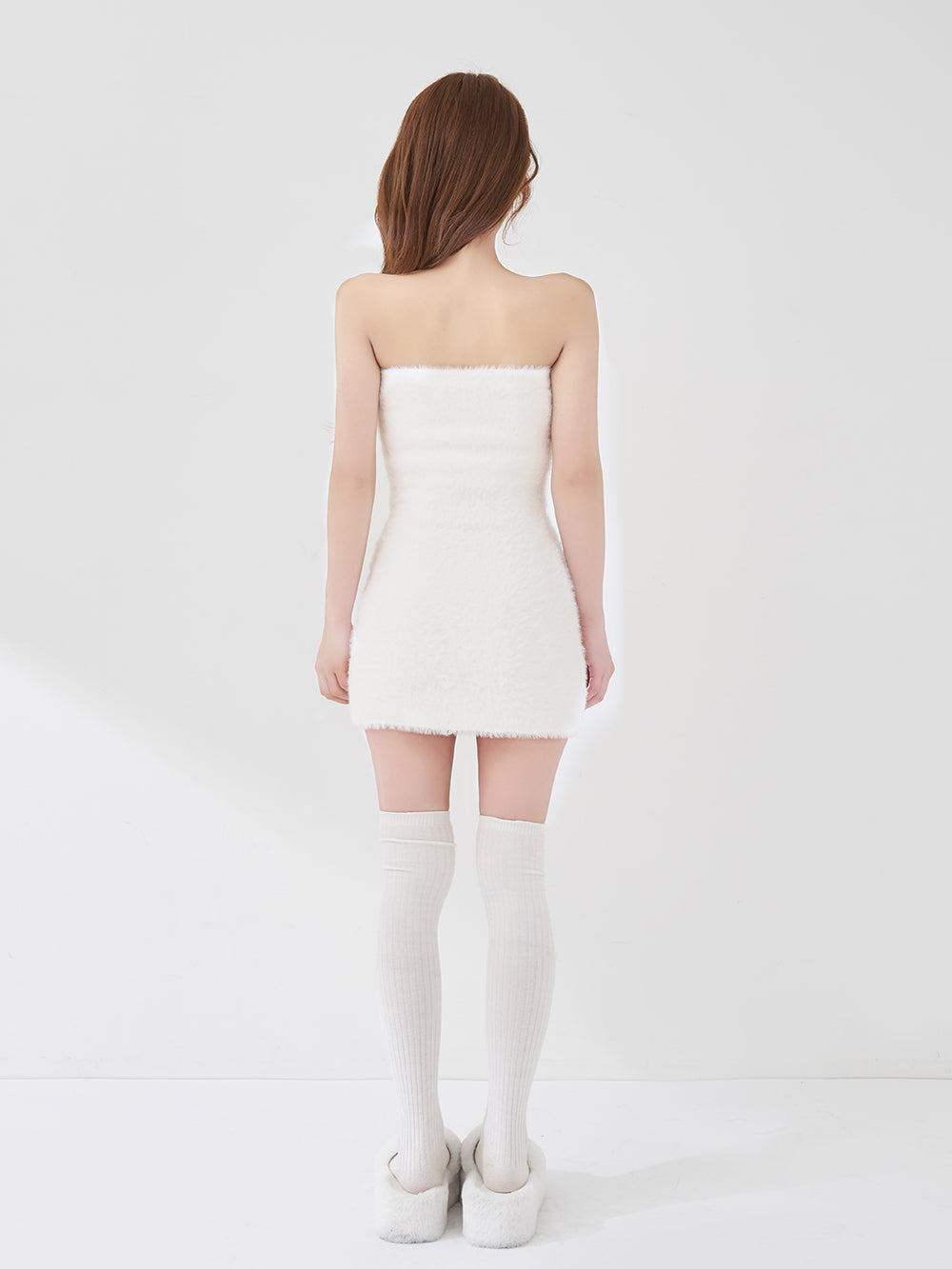モデル：158cm（着用サイズ：FREE　着用カラー：WHT）