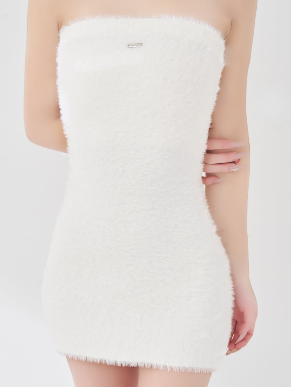 モデル：158cm（着用サイズ：FREE　着用カラー：WHT）