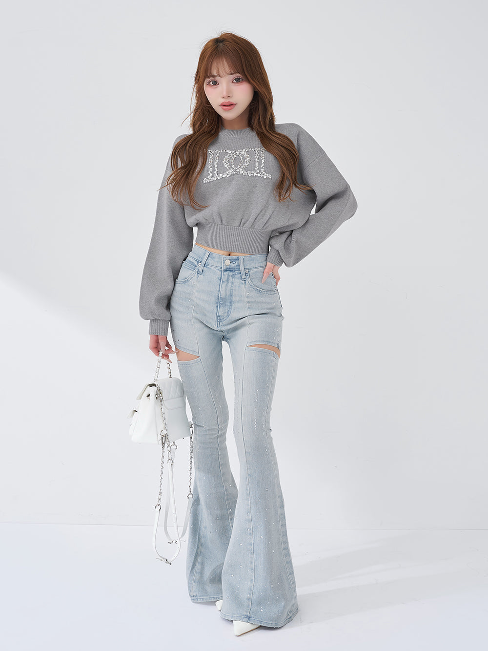 ビジューロゴパフニットトップス