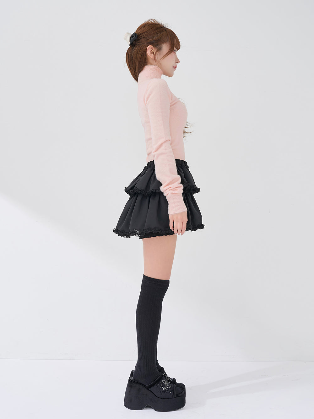 モデル：158cm（着用サイズ：FREE　着用カラー：BLK）