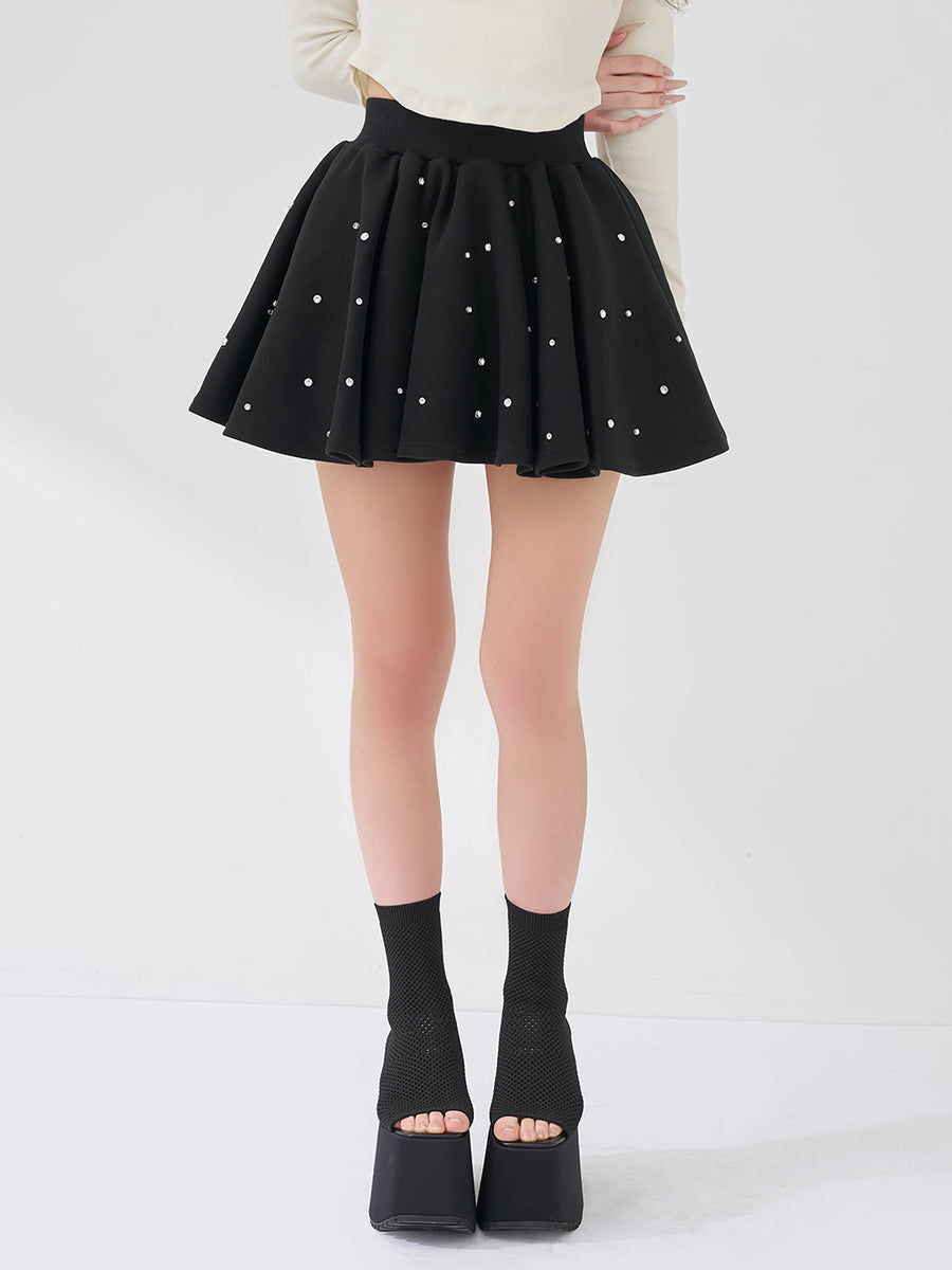 モデル：158cm（着用サイズ：FREE　着用カラー：BLK）