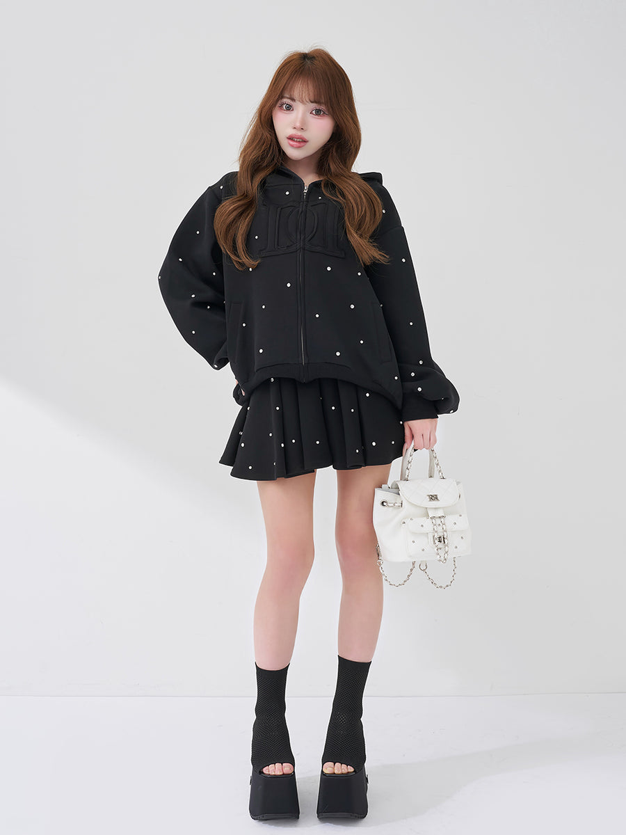 モデル：158cm（着用サイズ：FREE　着用カラー：BLK）