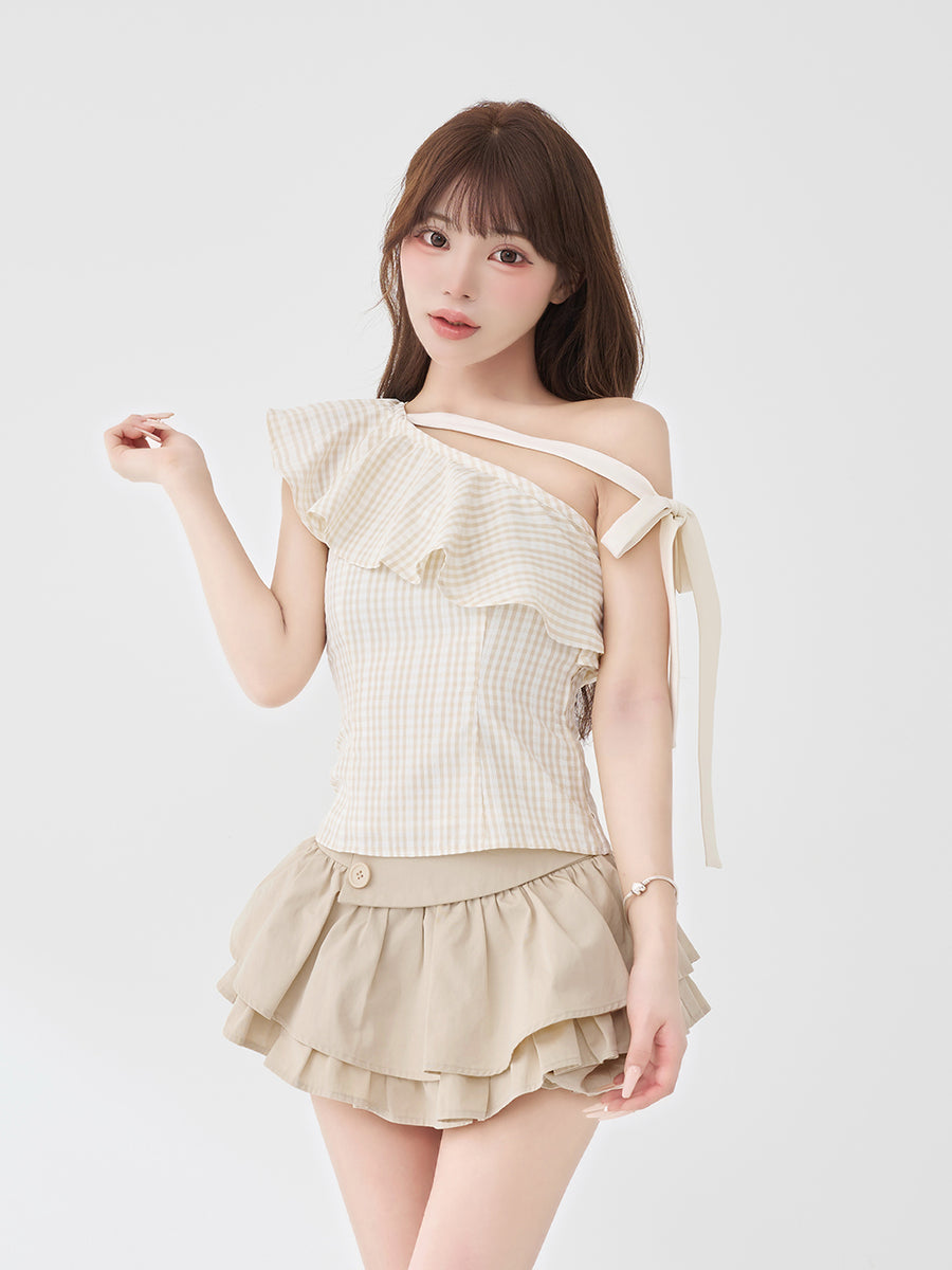 モデル：158cm（着用サイズ：FREE　着用カラー：BEG）