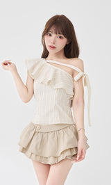 モデル：158cm（着用サイズ：FREE　着用カラー：BEG）