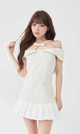 モデル：158cm（着用サイズ：FREE　着用カラー：WHT）