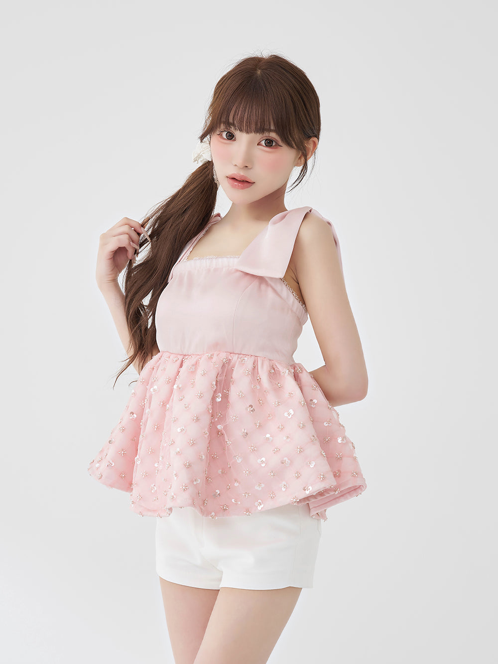 モデル：158cm（着用サイズ：FREE　着用カラー：PNK）