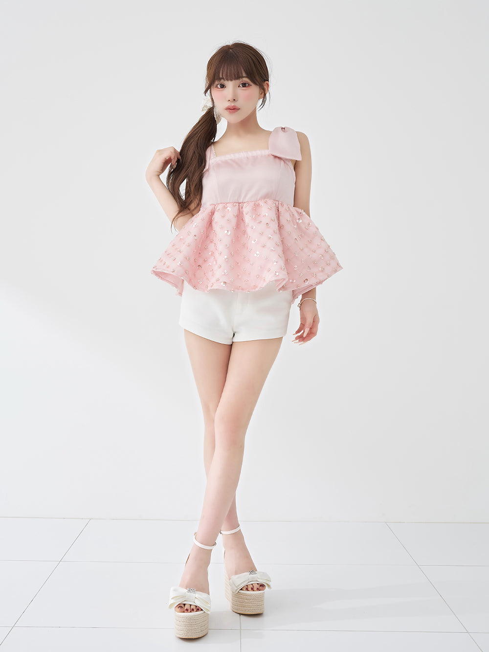 モデル：158cm（着用サイズ：FREE　着用カラー：PNK）