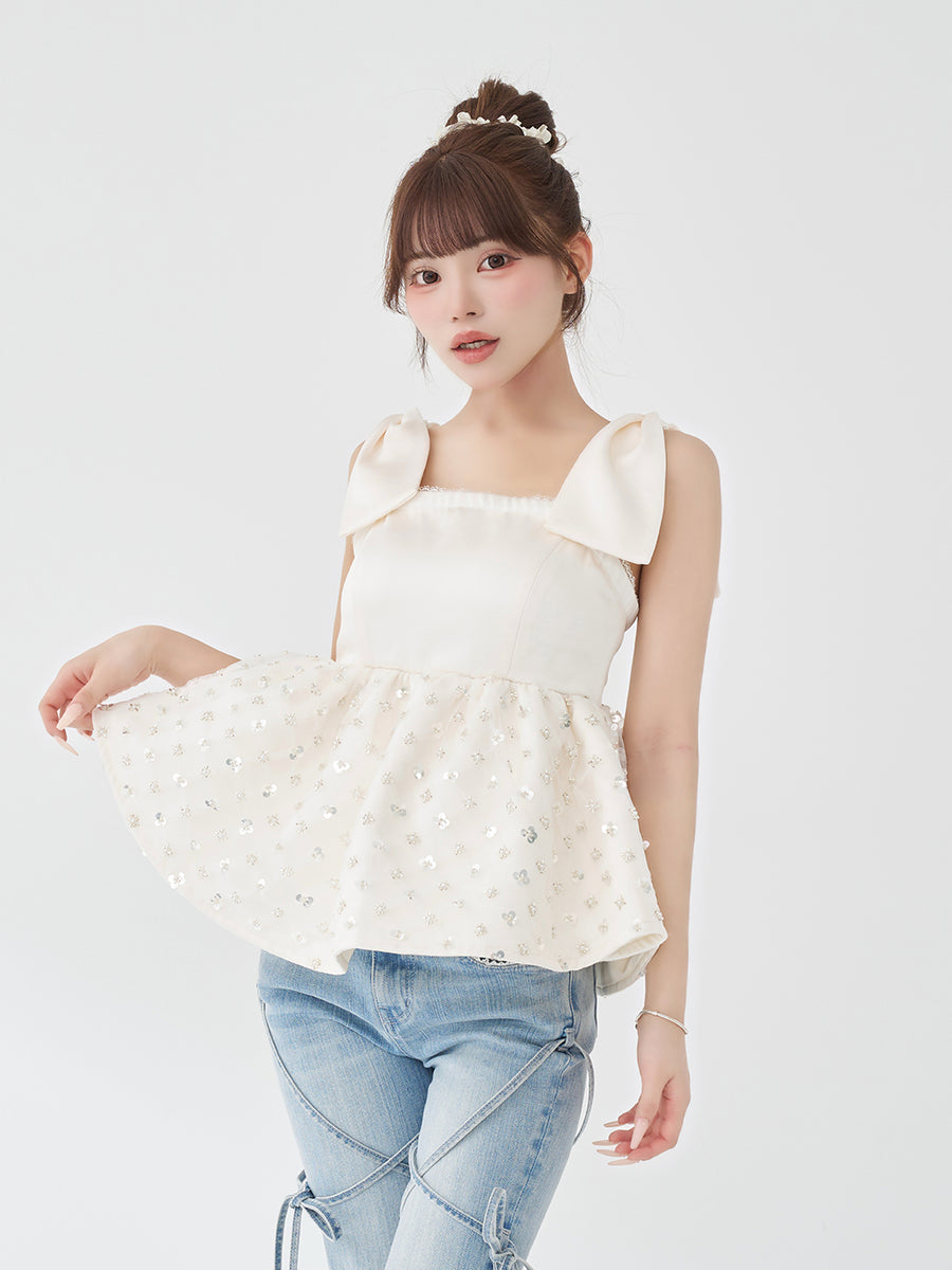 モデル：158cm（着用サイズ：FREE　着用カラー：WHT）