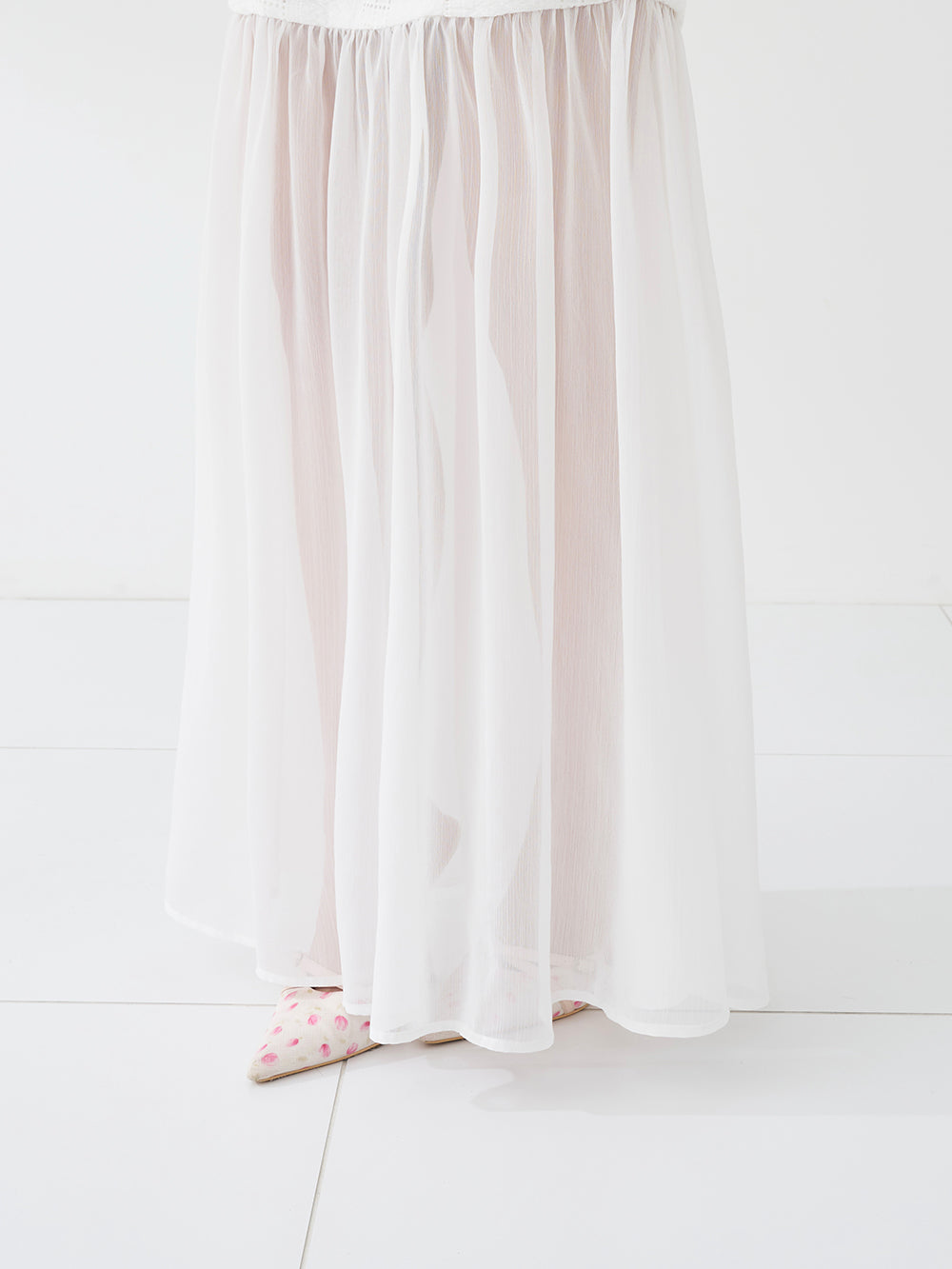 モデル：158cm（着用サイズ：FREE　着用カラー：WHT）