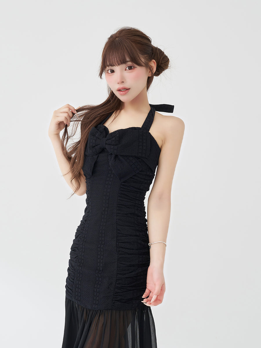 モデル：158cm（着用サイズ：FREE　着用カラー：BLK）