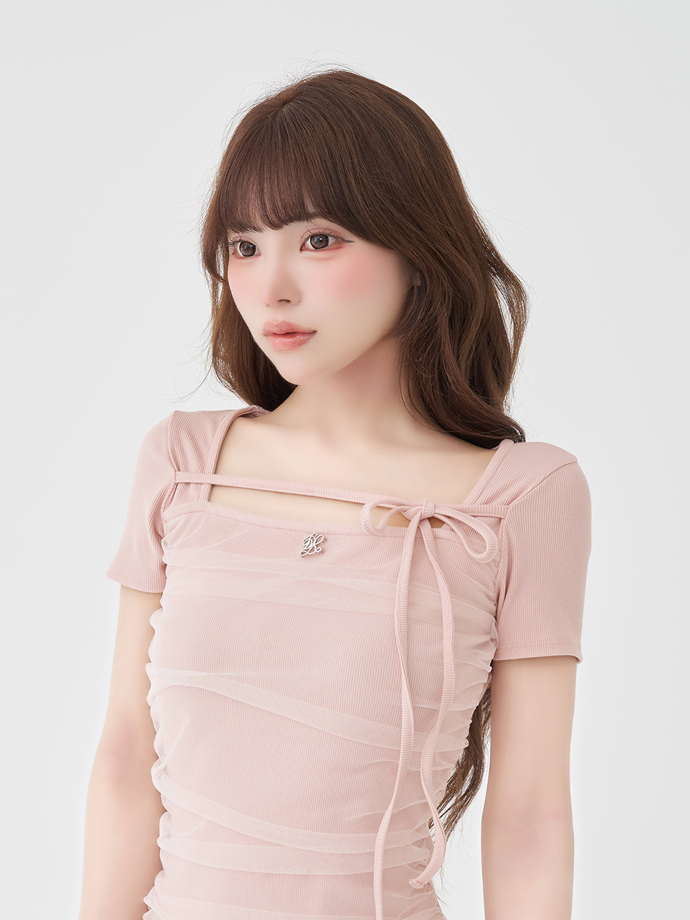 モデル：158cm（着用サイズ：FREE　着用カラー：PNK）