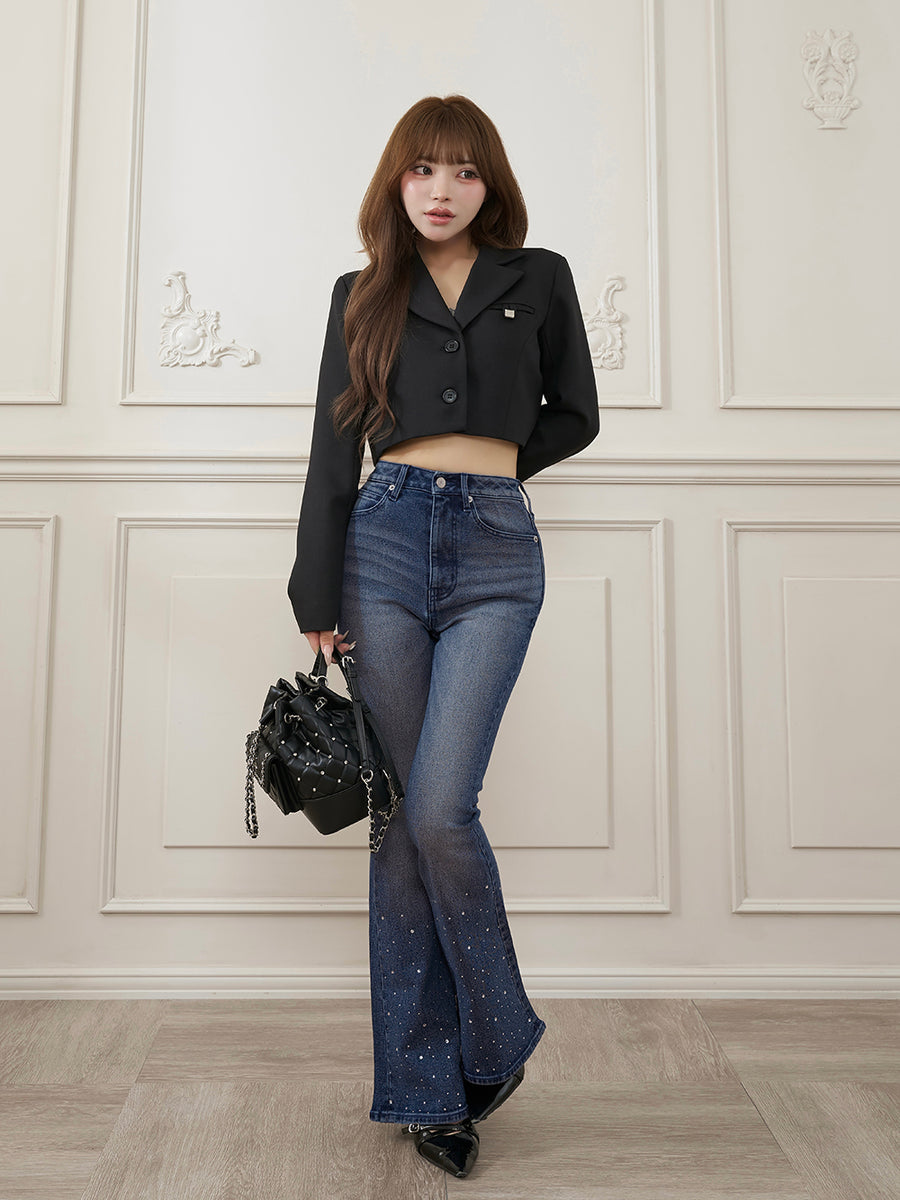 モデル：158cm（着用サイズ：XS　着用カラー：BLU）