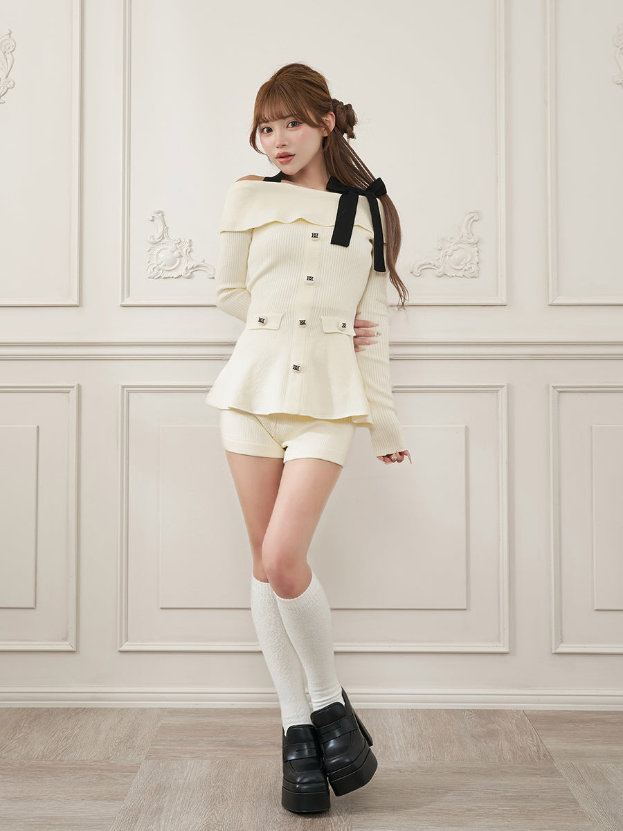 モデル：158cm（着用サイズ：FREE　着用カラー：WHT）