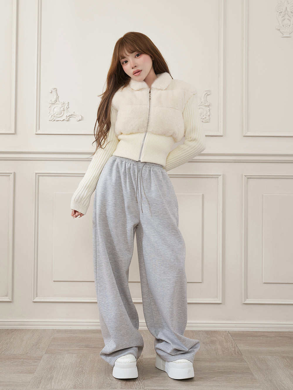 モデル：158cm（着用サイズ：FREE　着用カラー：WHT）