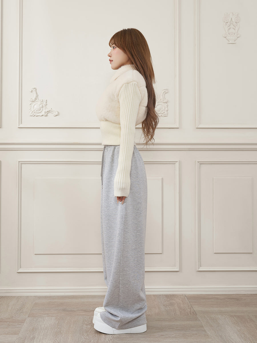 モデル：158cm（着用サイズ：FREE　着用カラー：WHT）