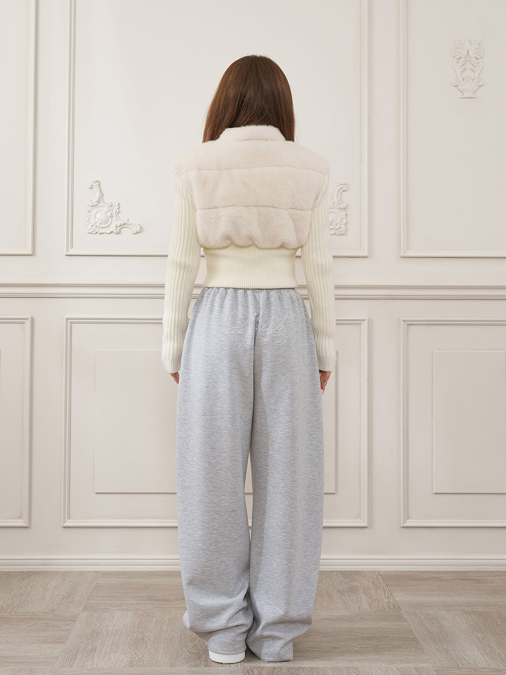 モデル：158cm（着用サイズ：FREE　着用カラー：WHT）