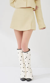 モデル：158cm（着用サイズ：S　着用カラー：YEL）