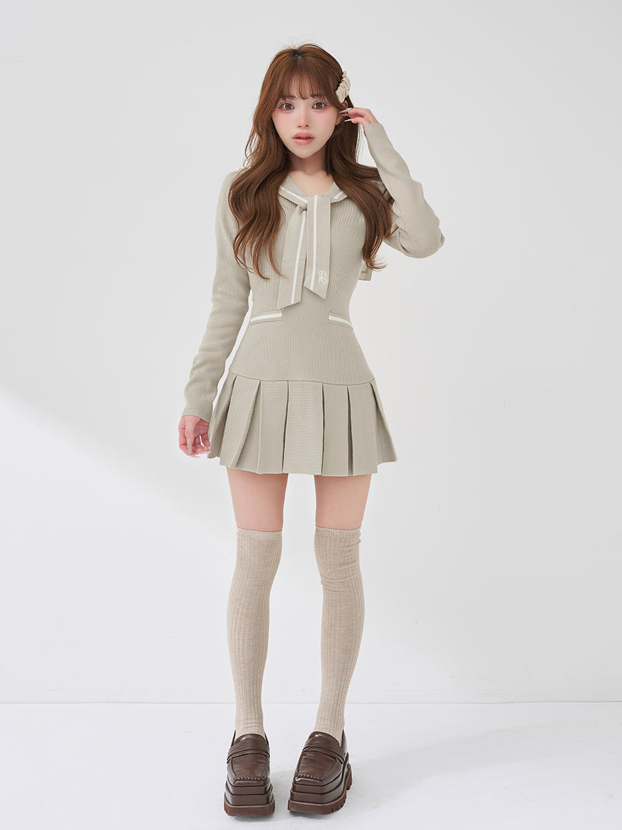 モデル：158cm（着用サイズ：FREE　着用カラー：GRY）