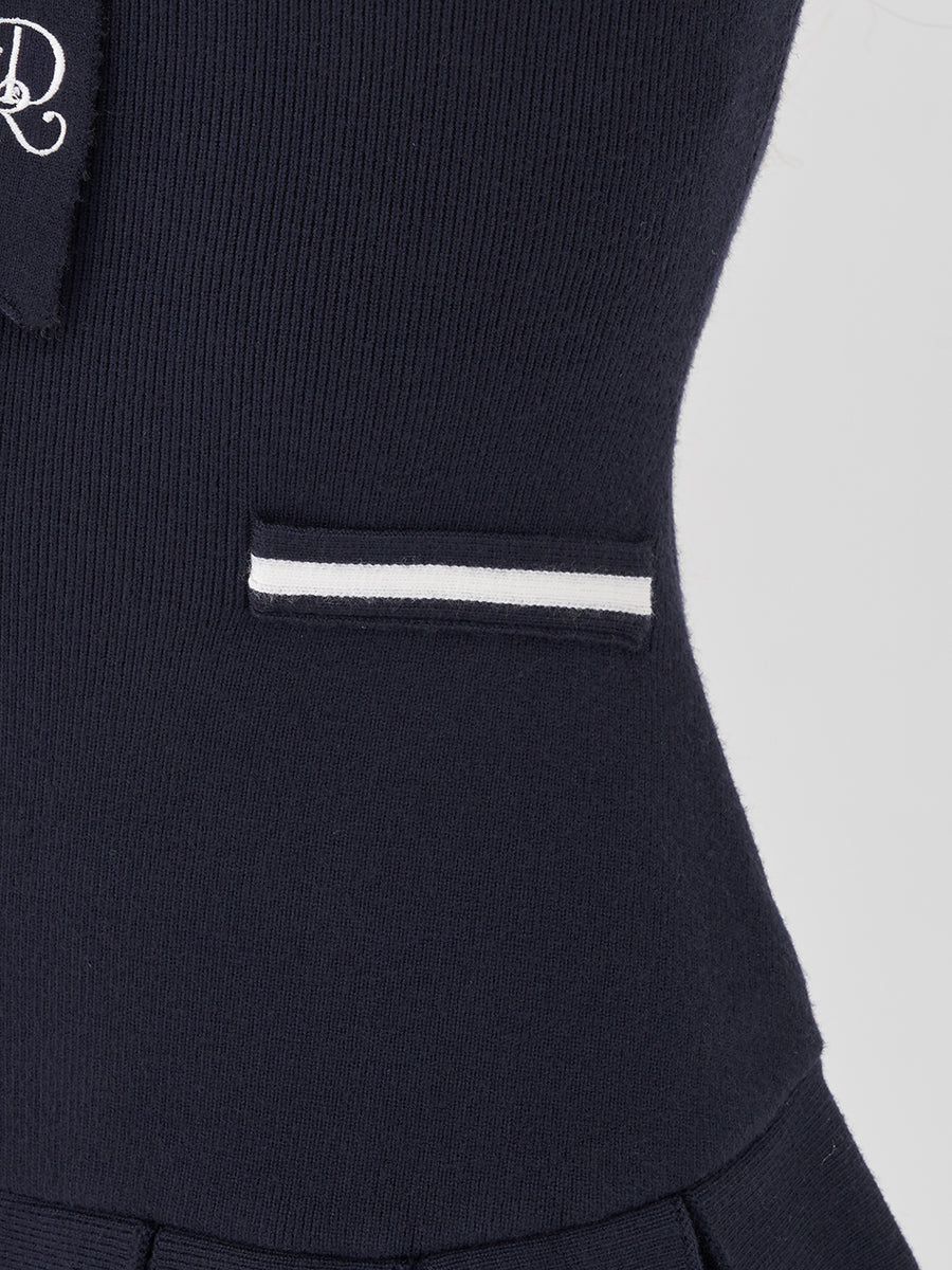 モデル：158cm（着用サイズ：FREE　着用カラー：NVY）