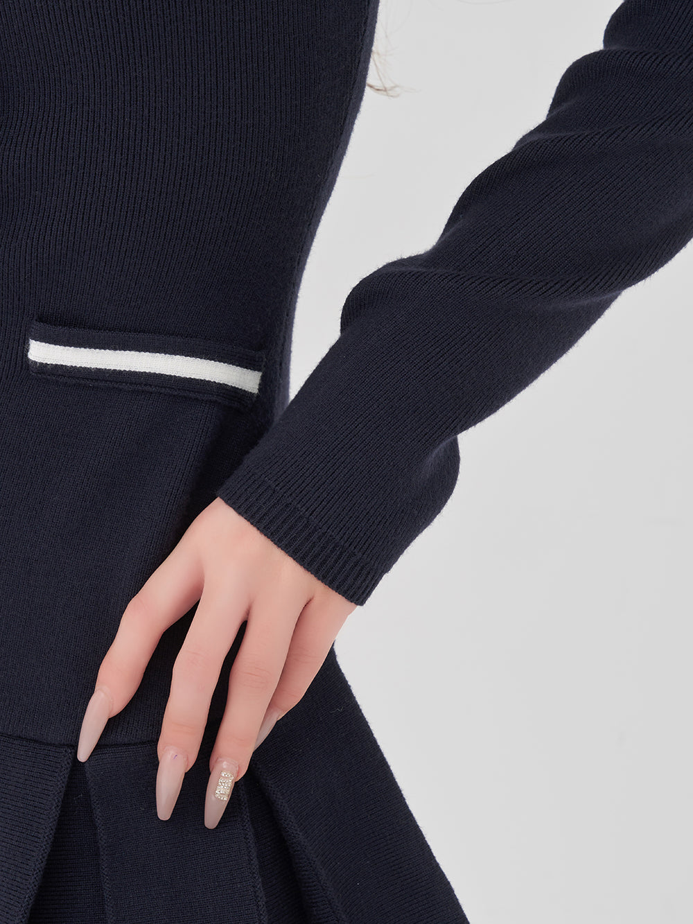 モデル：158cm（着用サイズ：FREE　着用カラー：NVY）