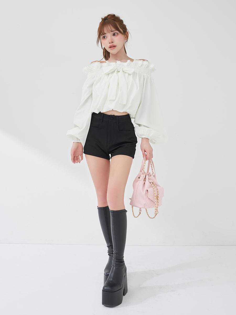 モデル：158cm（着用サイズ：S　着用カラー：BLK）