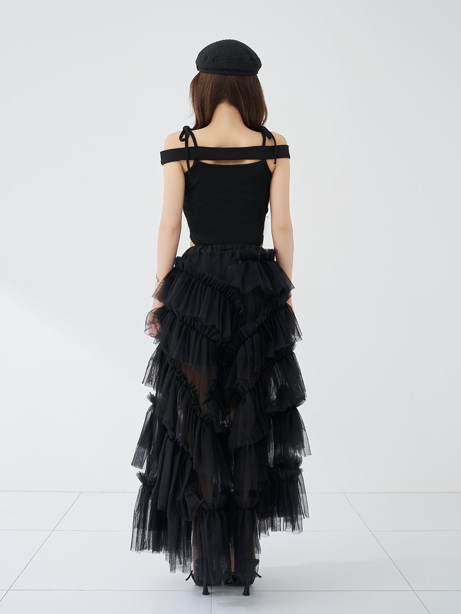 モデル：158cm（着用サイズ：FREE　着用カラー：BLK）