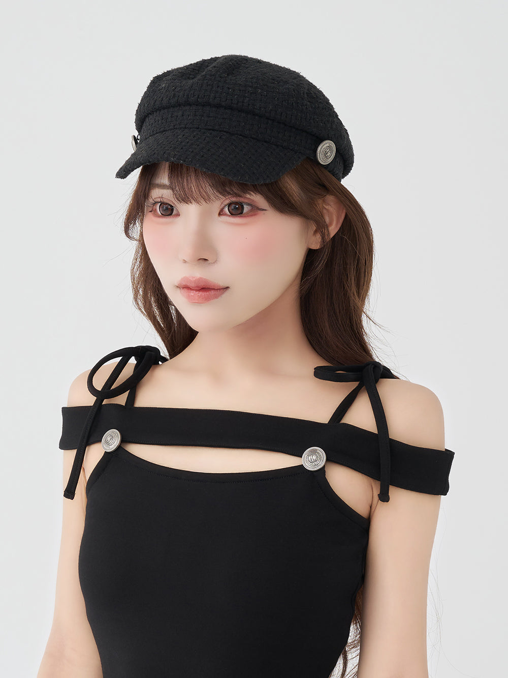 モデル：158cm（着用サイズ：FREE　着用カラー：BLK）
