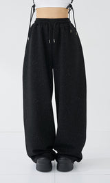 モデル：158cm（着用サイズ：FREE　着用カラー：BLK）