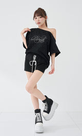 モデル：158cm（着用サイズ：FREE　着用カラー：BLK）