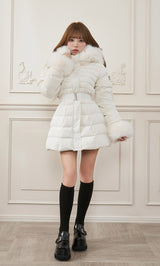 モデル：158cm（着用サイズ：S　着用カラー：WHT）