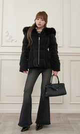 モデル：158cm（着用サイズ：S　着用カラー：BLK）