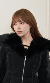モデル：158cm（着用サイズ：S　着用カラー：BLK）