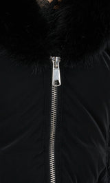 モデル：158cm（着用サイズ：S　着用カラー：BLK）