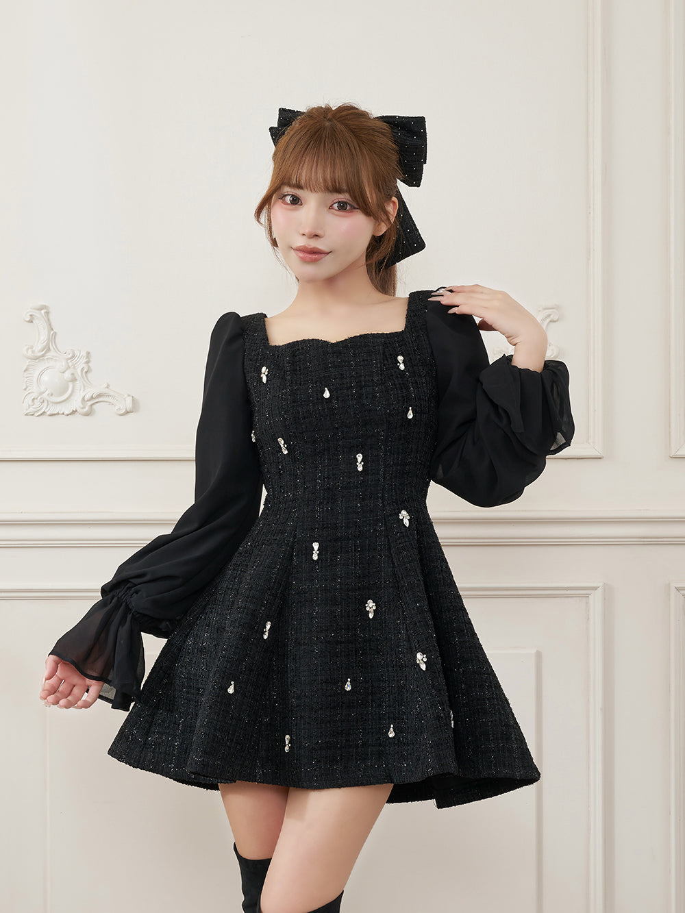 モデル：158cm（着用サイズ：FREE　着用カラー：BLK）