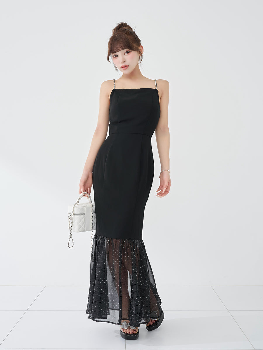 モデル：158cm（着用サイズ：FREE　着用カラー：BLK）