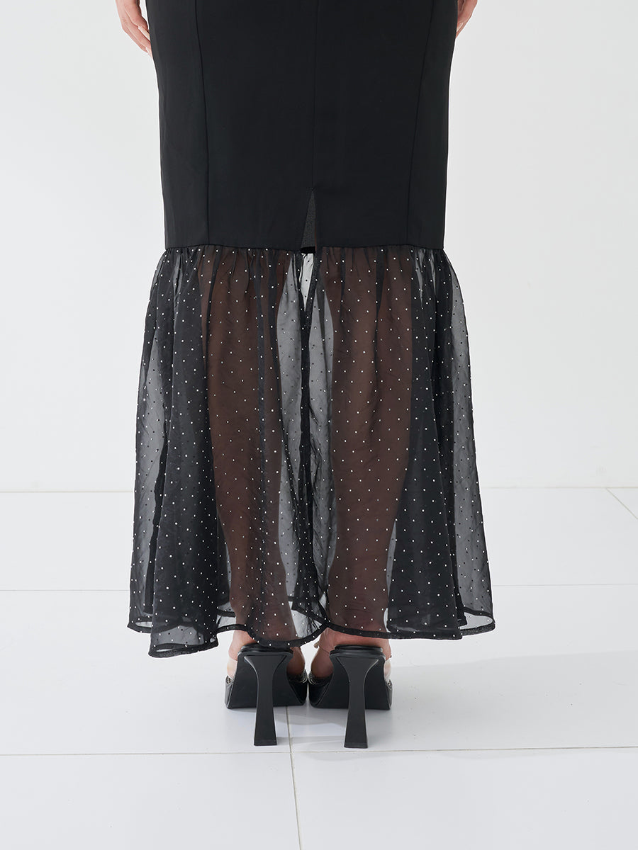 モデル：158cm（着用サイズ：FREE　着用カラー：BLK）