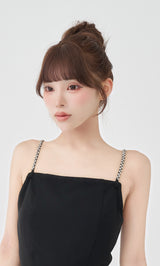 モデル：158cm（着用サイズ：FREE　着用カラー：BLK）