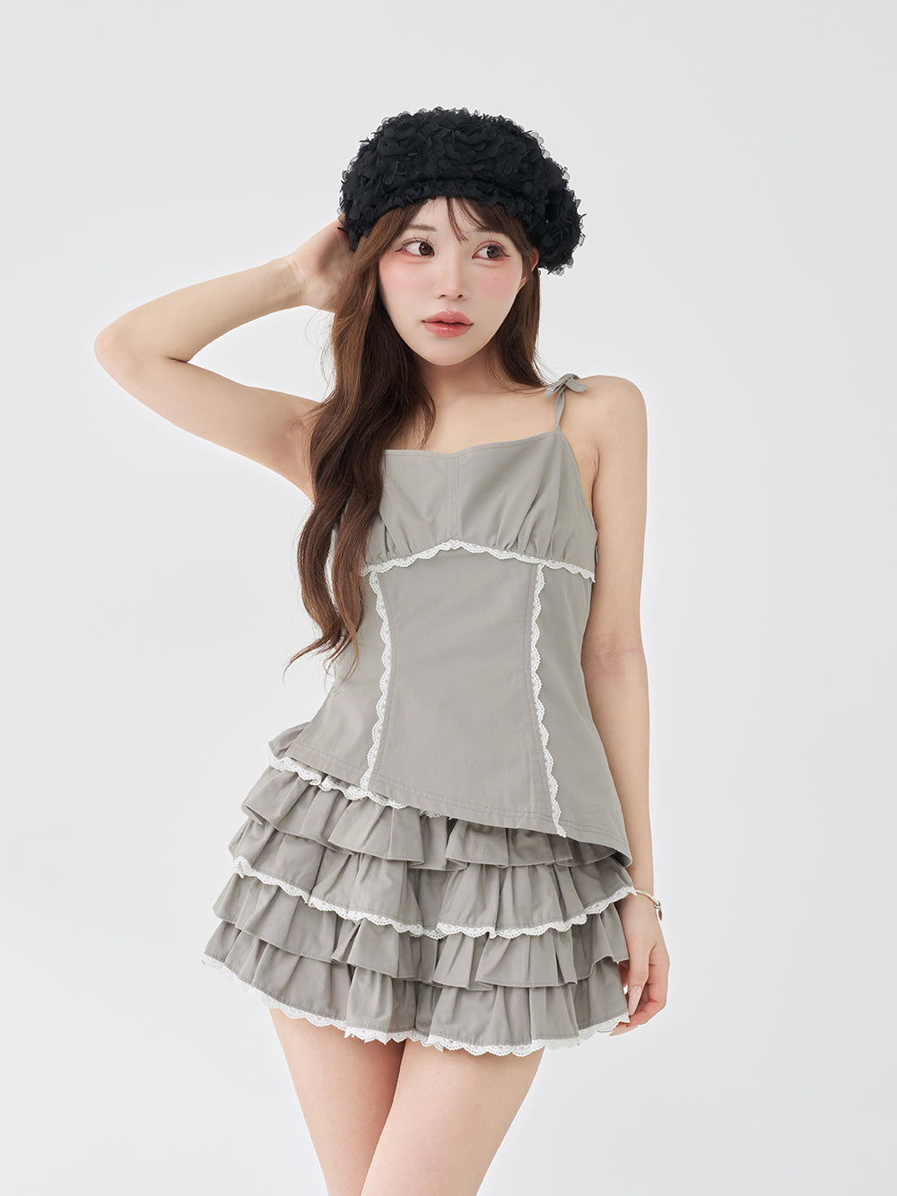 モデル：158cm（着用サイズ：FREE　着用カラー：GRY）