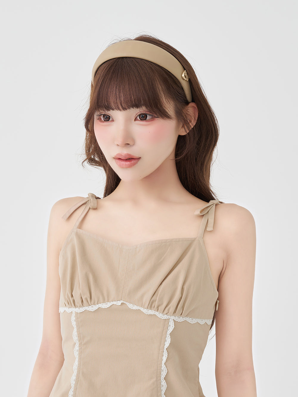 モデル：158cm（着用サイズ：FREE　着用カラー：BEG）