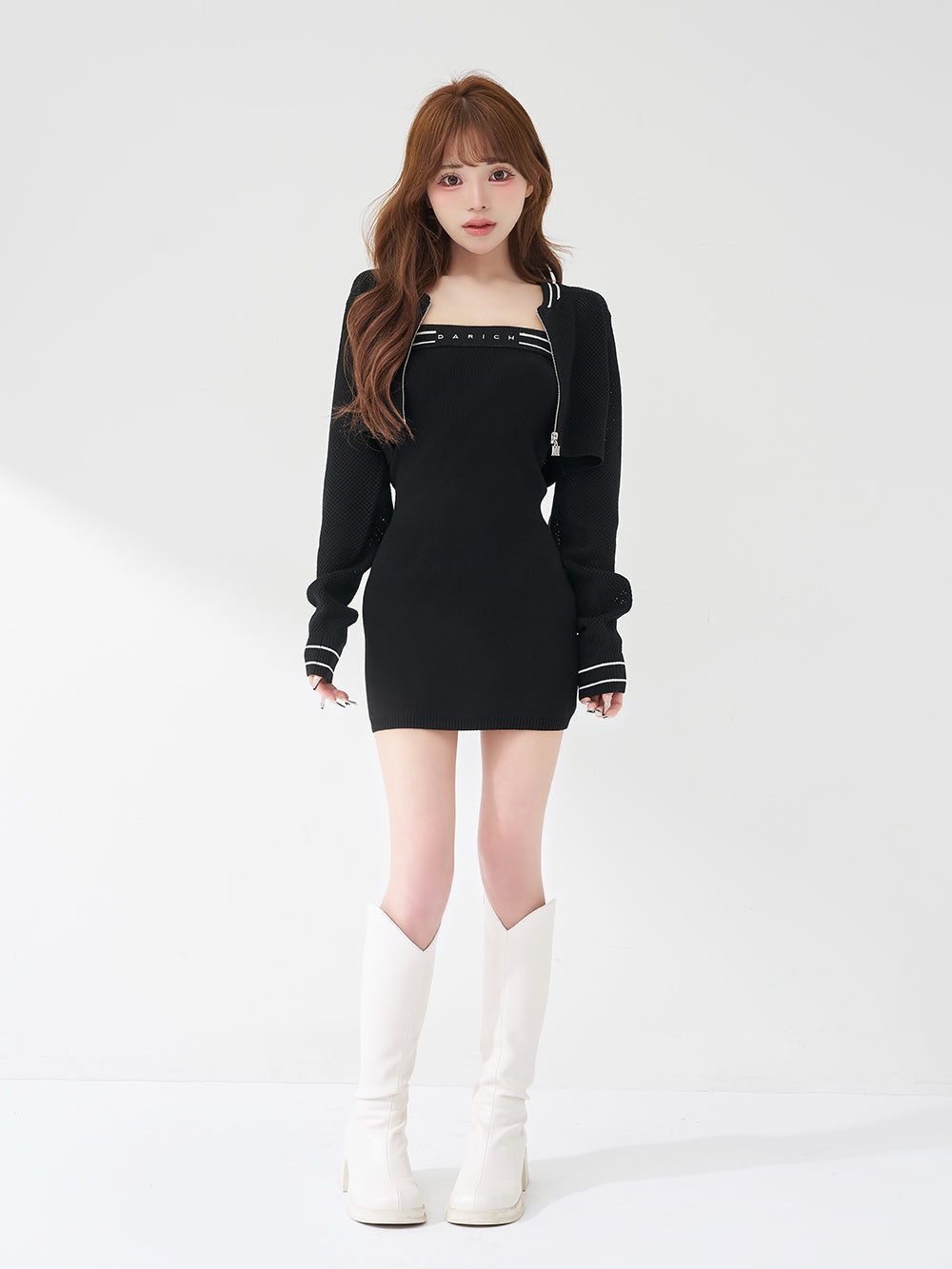 モデル：158cm（着用サイズ：FREE　着用カラー：BLK）