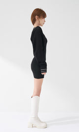モデル：158cm（着用サイズ：FREE　着用カラー：BLK）